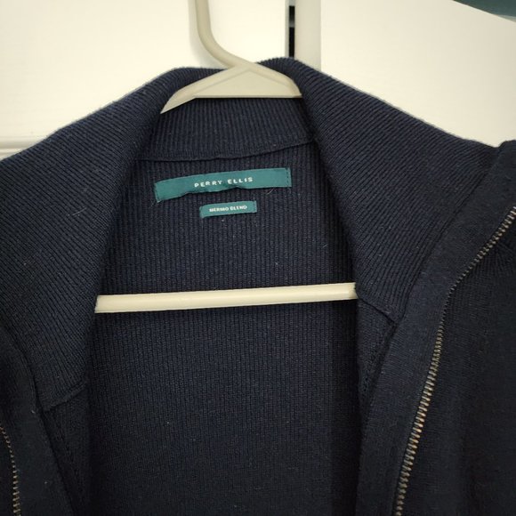 PERRY ELLIS NAVY BLUE FULL ZIP SWEATER MENS SIZE LARGE - Picture 2 of 2